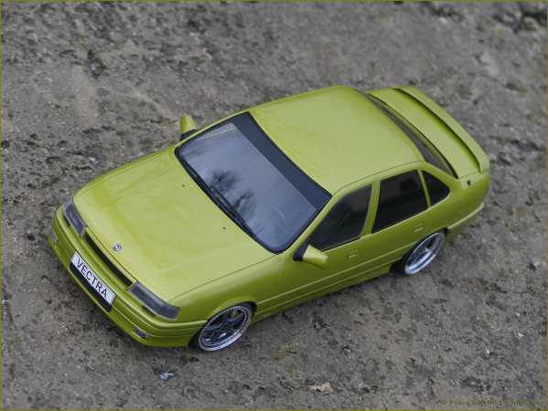 1:18 Opel Vectra A 2000 16V Bj.90 + 3tlg. OZ Mito Alu = LENKBAR !